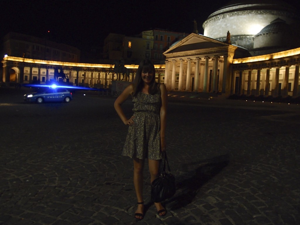 Piazza del Plebisicito at night