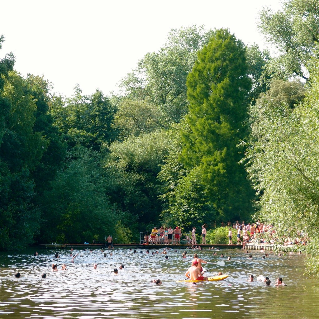 Hampstead Heath - Cooling off in the pools on a scorcher of a day!